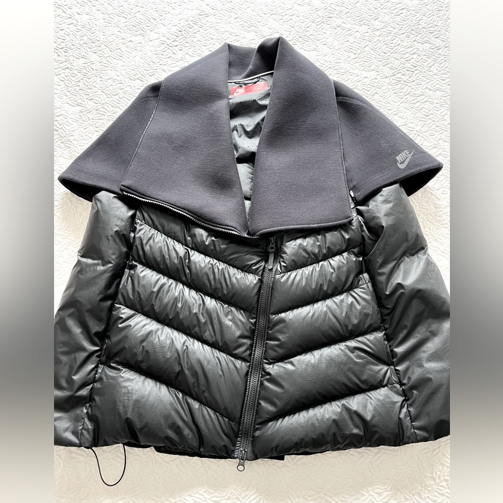 Nike streetwear collaboration ladies puffer vest